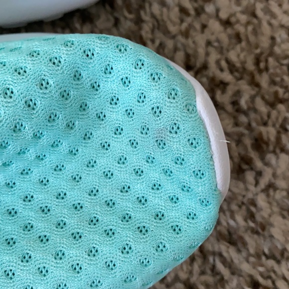 Nike Roshe Run - Picture 3 of 6